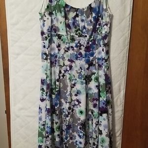 size 4 dress Multi color.